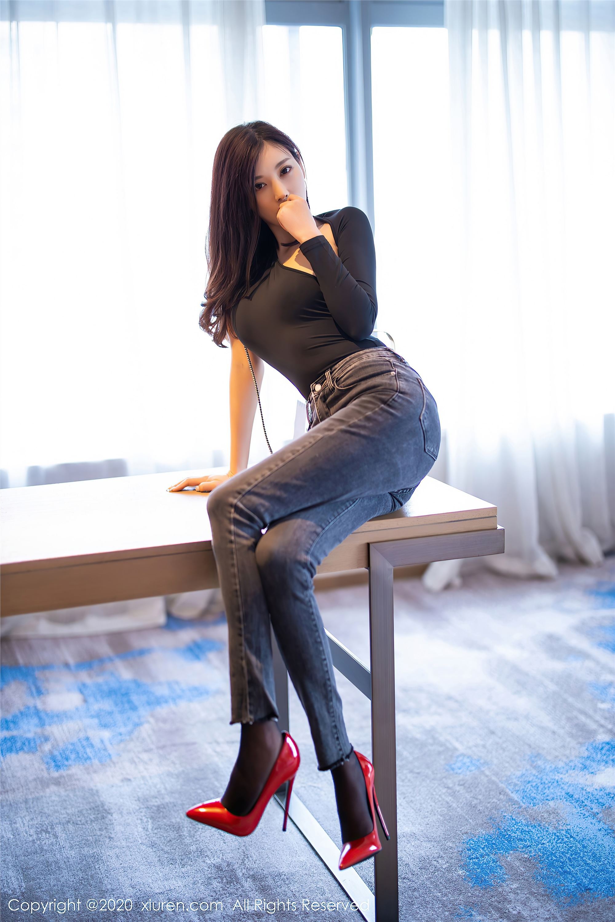 XiuRen秀人网 2020.11.30 No.2841 杨晨晨sugar